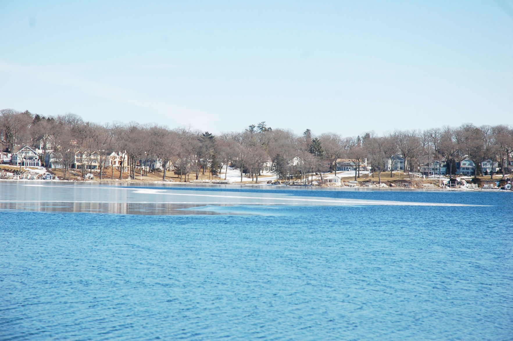 geneva lake freeze 1.jpg